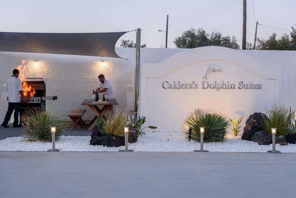 Caldera'S Dolphin Suites Megalochori  Ngoại thất bức ảnh